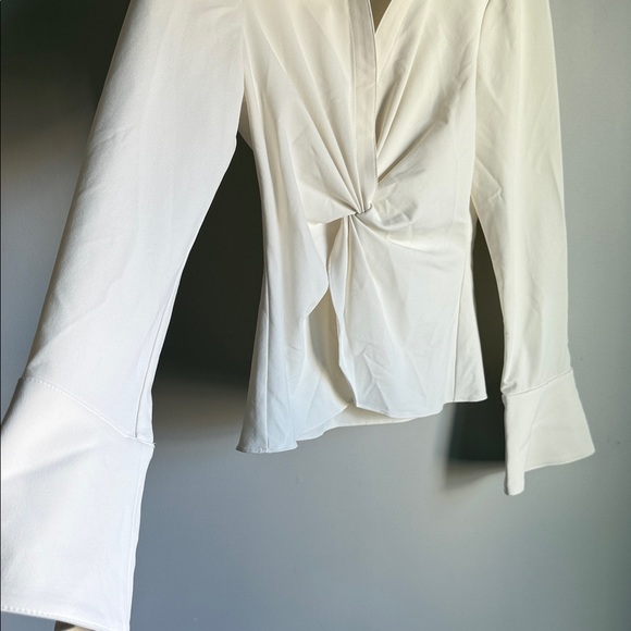 CINQ A SEPT Mckenna Top in Ivory  Small - Picture 6 of 11